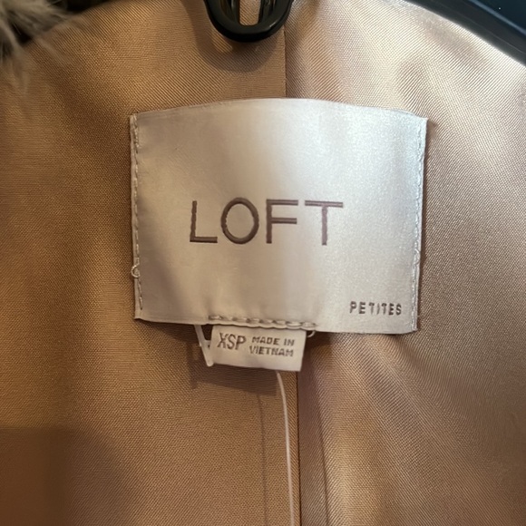 LOFT Women’s Camel Wool Blend Faux Fur Collar Long Pea Coat Size XSP NEW - Picture 3 of 6